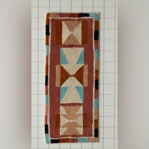 New Urban Outfitters mika runner bath rug mat